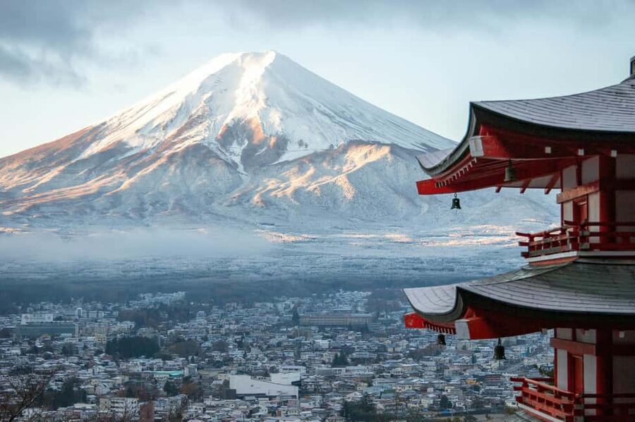 Tokyo: Mt. Fuji & Lake Kawaguchi Private Tour with Transfer - The best first move: start early from Tokyo or Hakone