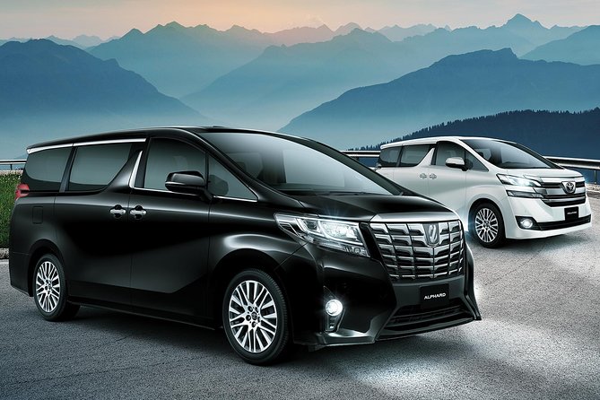 Tokyo Private Full-Day Tour by Car or Van - Shibuya Crossing: a short stop with a big payoff