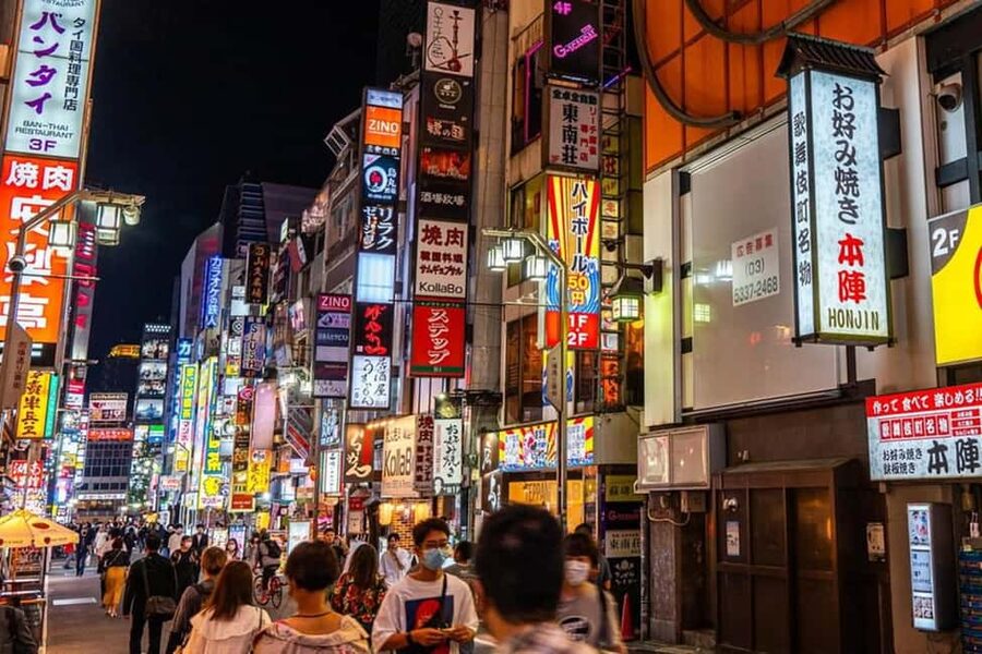 Tokyo: Private Walking Tour with a Local Guide - Akihabara: Tokyo’s modern side