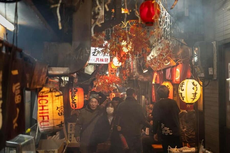 Tokyo: Private Walking Tour with a Local Guide - Shibuya and Harajuku: famous sights with different energy
