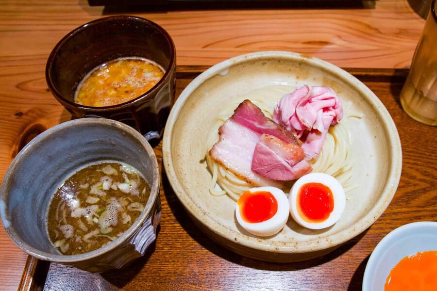 Tokyo: Ramen Tasting Tour with 6 Mini Bowls of Ramen - My verdict: book it for range, not bargain dining