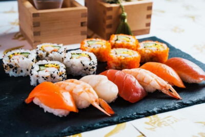 Roll and Authentic Sushi Making Class in Asakusa