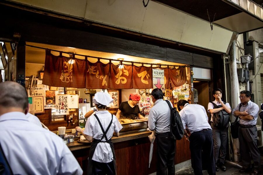 Tokyo's Upmarket District: Explore Ginza with a Local Guide - Hakuhinkan Toy Park with children
