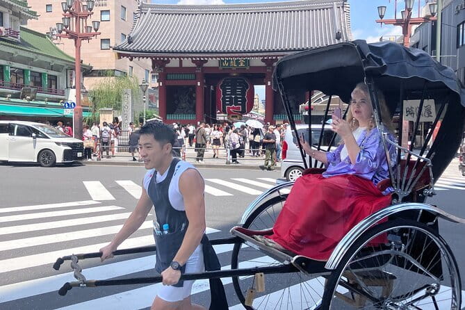Tokyo: Shibuya Highlights Walking Tour & Secret View Spot - What the guides add