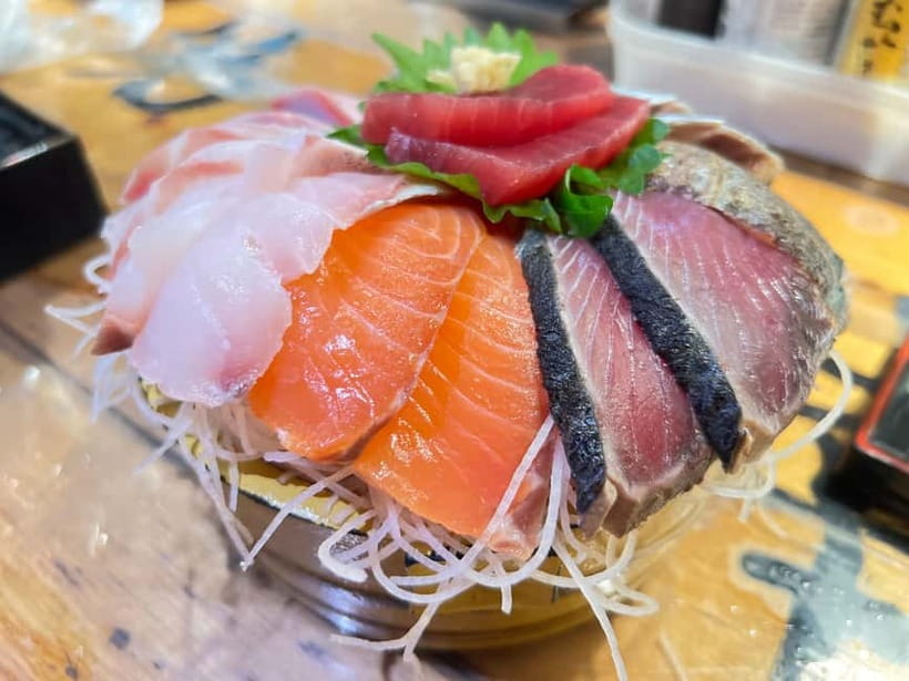 Tokyo: Shinjuku Food Tour (15 Dishes and 4 Eateries) - Key points to know before booking