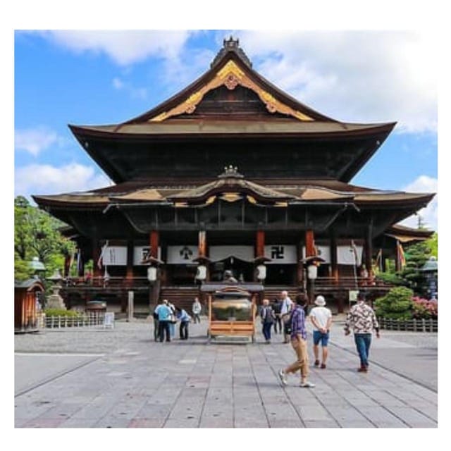 Tokyo: Snow Monkey & Nagano Customiseable Private Day Tour - Yamanouchi and Shibu Onsen: mountain-town atmosphere