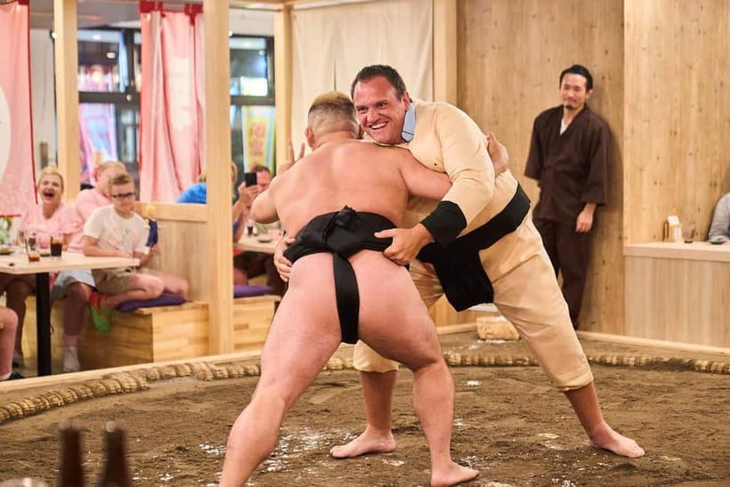 Tokyo Sumo Experience: Chanko & Mochi with a Former Pro - Chanko nabe, the meal built around sumo