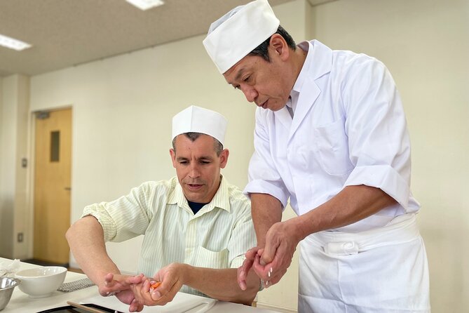Tokyo Sushi Making Class in Tsukiji with Professional Chef - The fish-cutting demonstration and Japanese knives