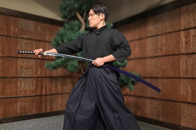 Tokyo Sword Experience - includes Museum Ticket/Ninja Experience - Putting on a Hakama in Asakusa