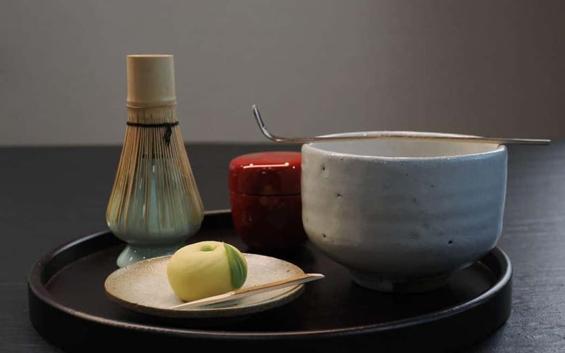 Tokyo: Traditional Tea Ceremony with a Tea Master - Gyokuro sencha, seasonal wagashi, and edible tea leaves