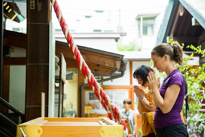 Tokyo: Tsukiji Fish Market Food and Culture Walking Tour - Group size, pace, and market conditions