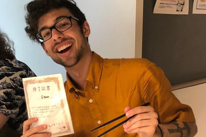 Tokyo Tsukiji Fish Market Tour and Sushi Making Lesson - What You Cook During the 90-Minute Lesson