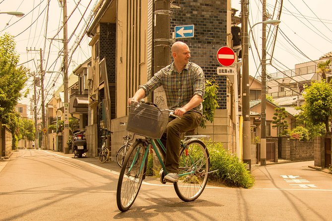 Tokyo West-Side Cycling & Food Tour - Meeting Andy at Kōenji Station