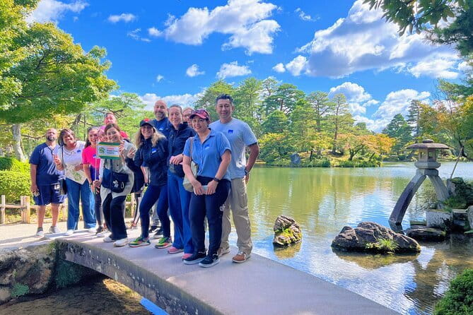 True Kanazawa: Private Walking tour with a Local guide - Museums, shrines, and craft traditions