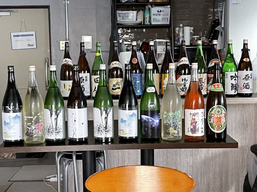 Tsukiji: Unlimited Sake Tasting Experience - Cheese, rice crackers, and the role of snacks
