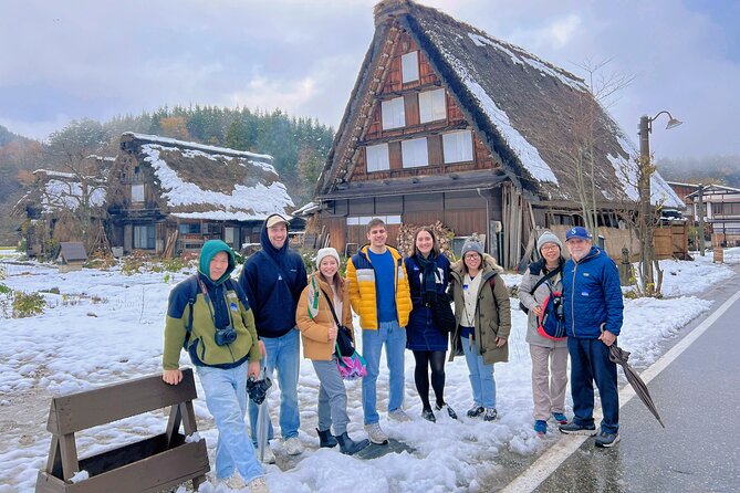 World Heritage Shirakawa-go Perfect Guided Tour from Kanazawa - Two hours among Shirakawa-go’s gassho houses